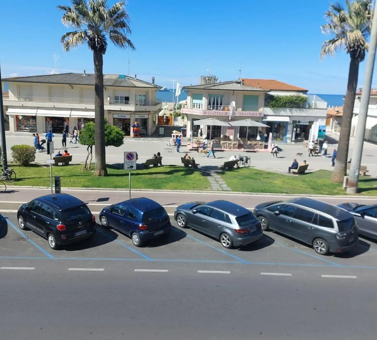 Viareggio - Fronte Spiaggia